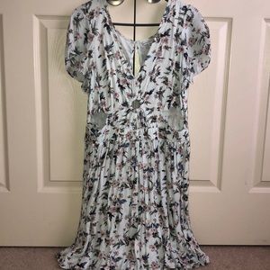 American Eagle Short Sleeve Floral Dress